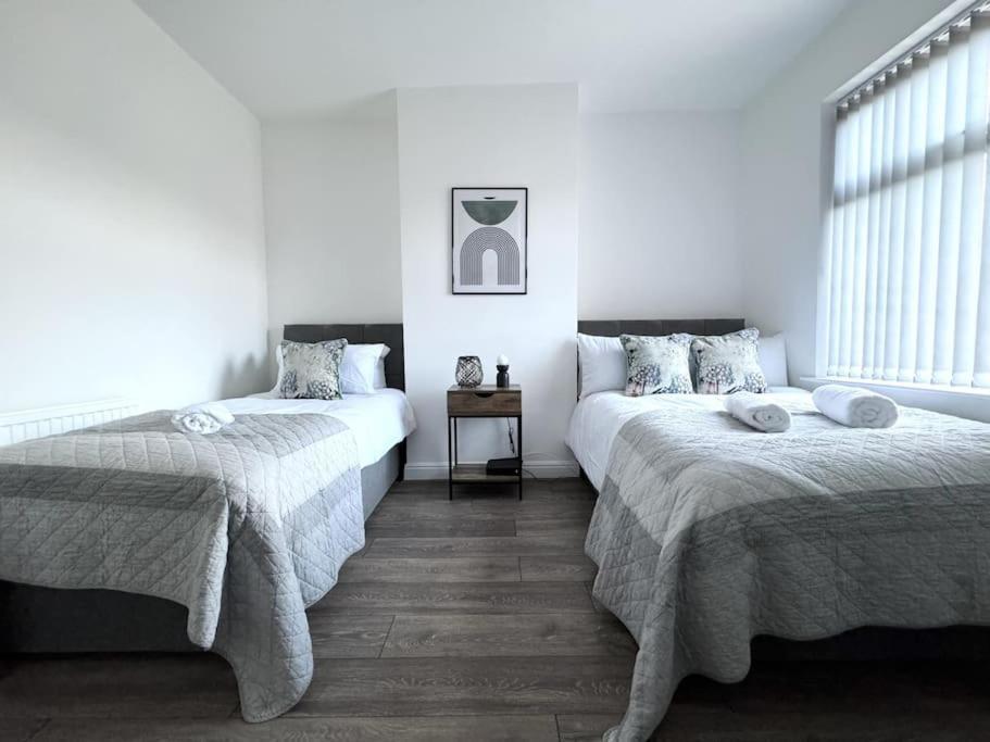 Stylish Home In York - Free Wifi & Parking - Close To Racecourse & City Centre Екстер'єр фото